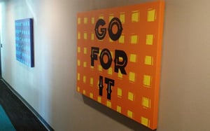CANVAS IN AN ECONOMICAL WAY TO BRIGHTEN HALLWAYS